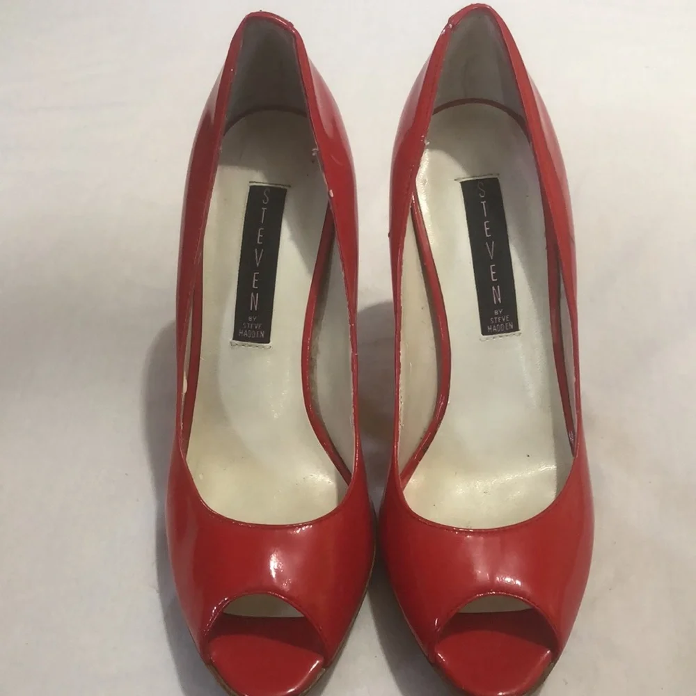 Steve Madden Red genuine leather open toe heels size 7M
